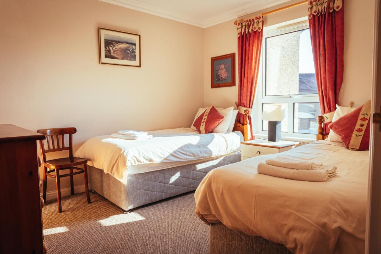 The Links Apartment Portrush Extérieur photo